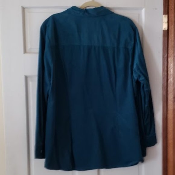 SALE...EUC Beautiful Teal Corduroy Shirt💜🩵 - Picture 2 of 5